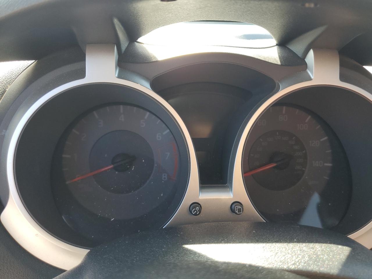 2011 Nissan Juke S VIN: JN8AF5MV2BT025588 Lot: 61978455