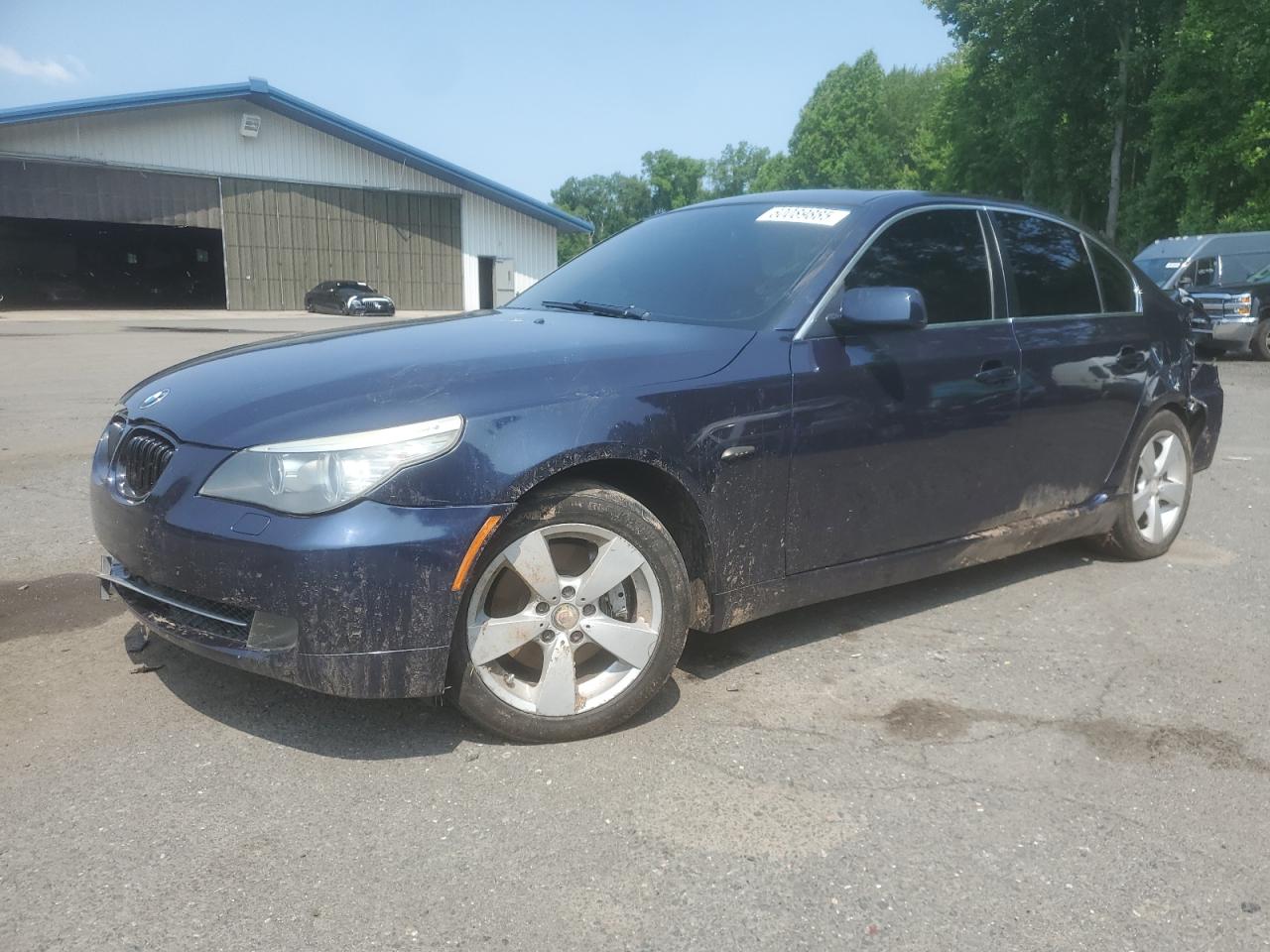 2008 Bmw 528 Xi na sprzedaż w East Granby, CT - Side