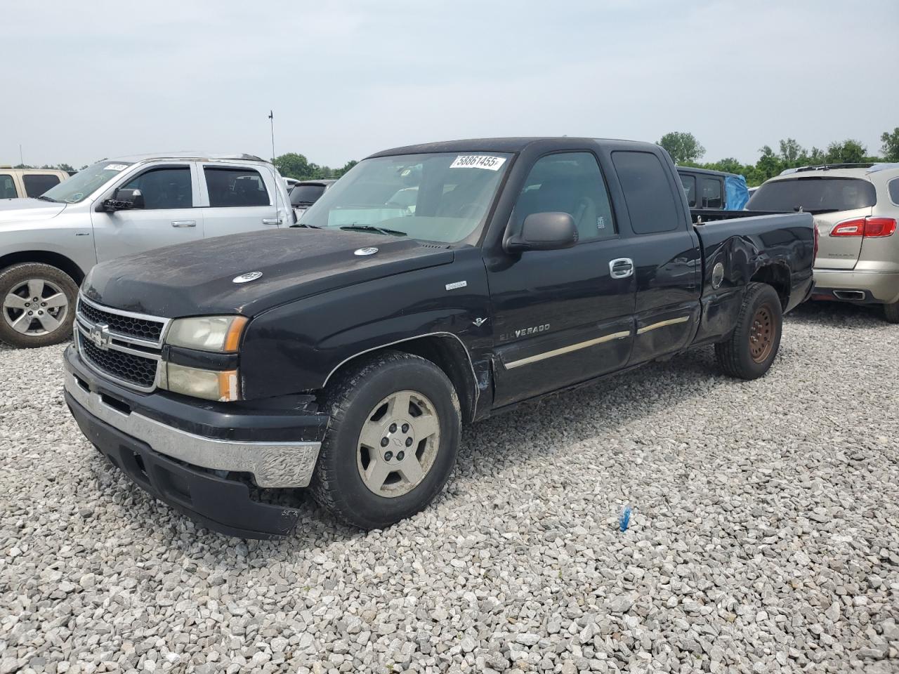 Cahokia Heights, IL에서 판매 중인 2007 Chevrolet Silverado C1500 Classic - Side