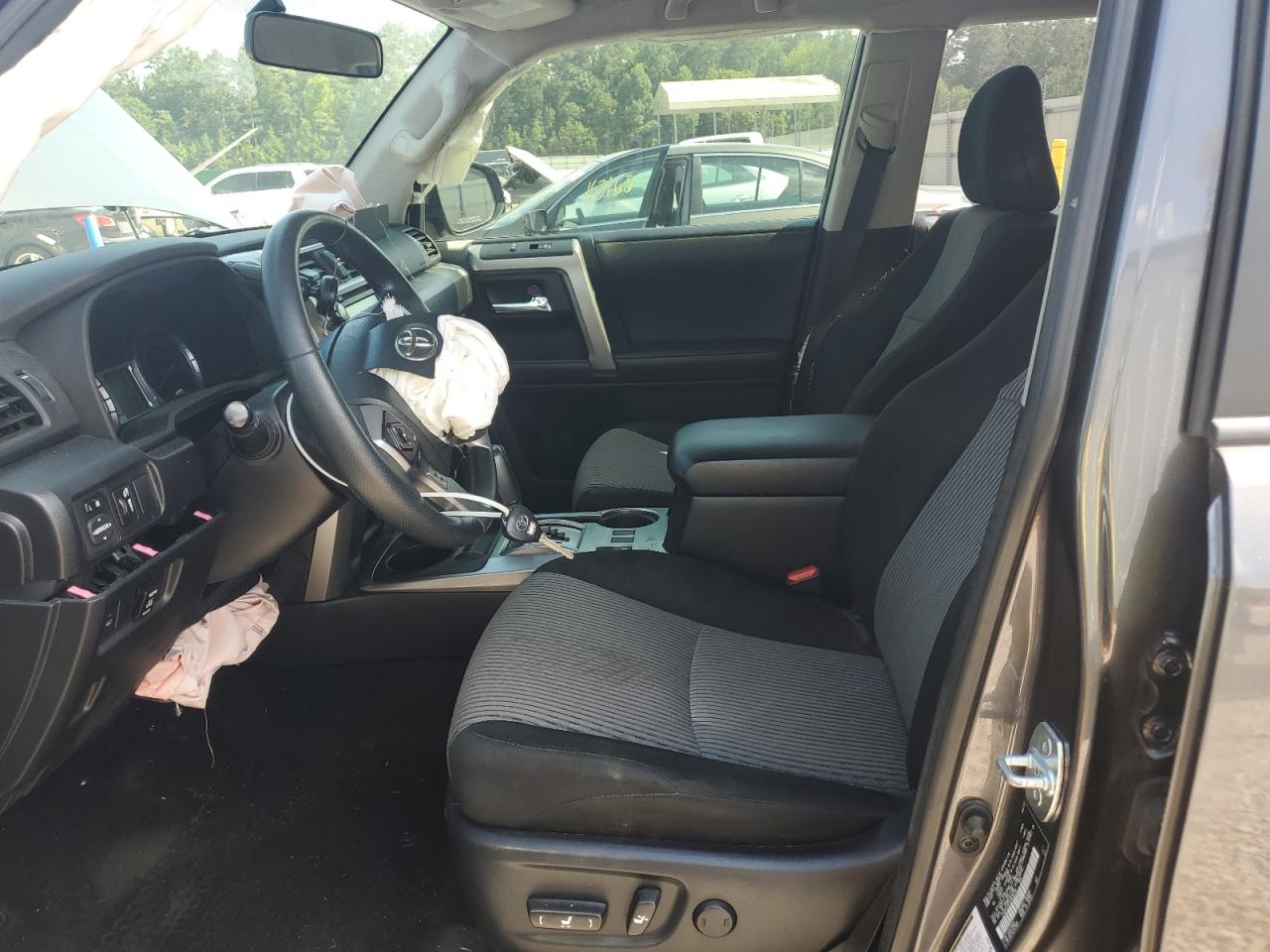 2019 Toyota 4Runner Sr5/Sr5 Premium VIN: JTEBU5JR1K5698756 Lot: 61988015