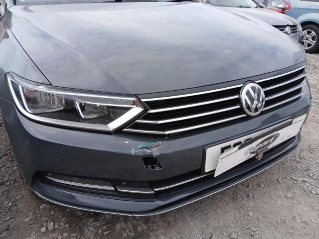 2016 VOLKSWAGEN PASSAT GT