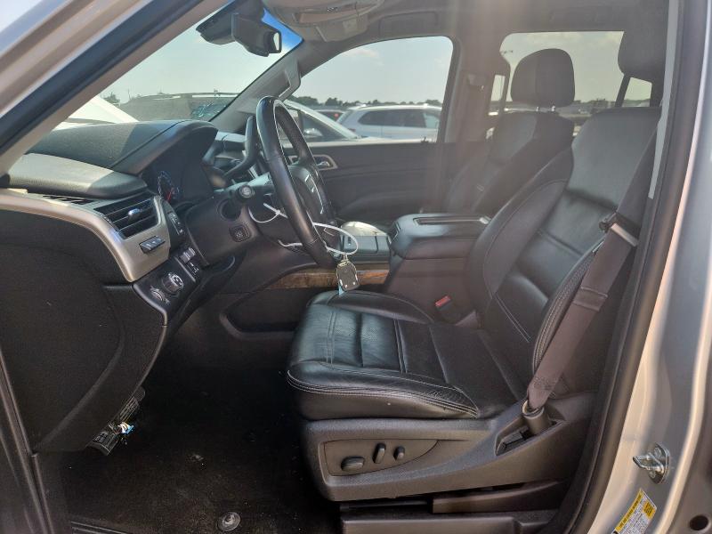  GMC YUKON 2017 Srebrny