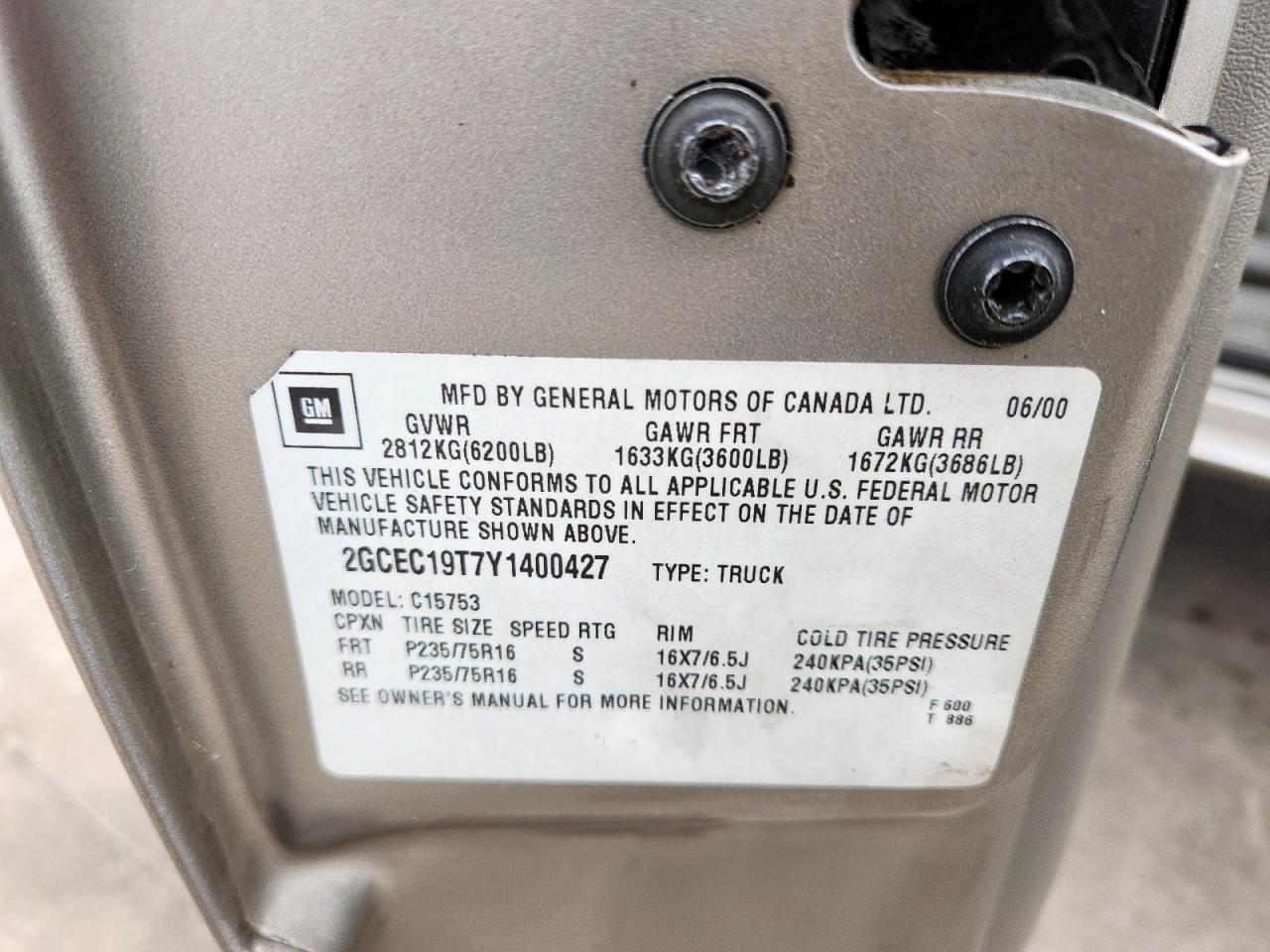 2000 Chevrolet Silverado C1500 VIN: 2GCEC19T7Y1400427 Lot: 59671395