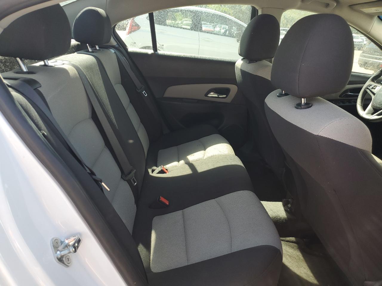 1G1PC5SH7G7154172 CHEVROLET CRUZE 2016