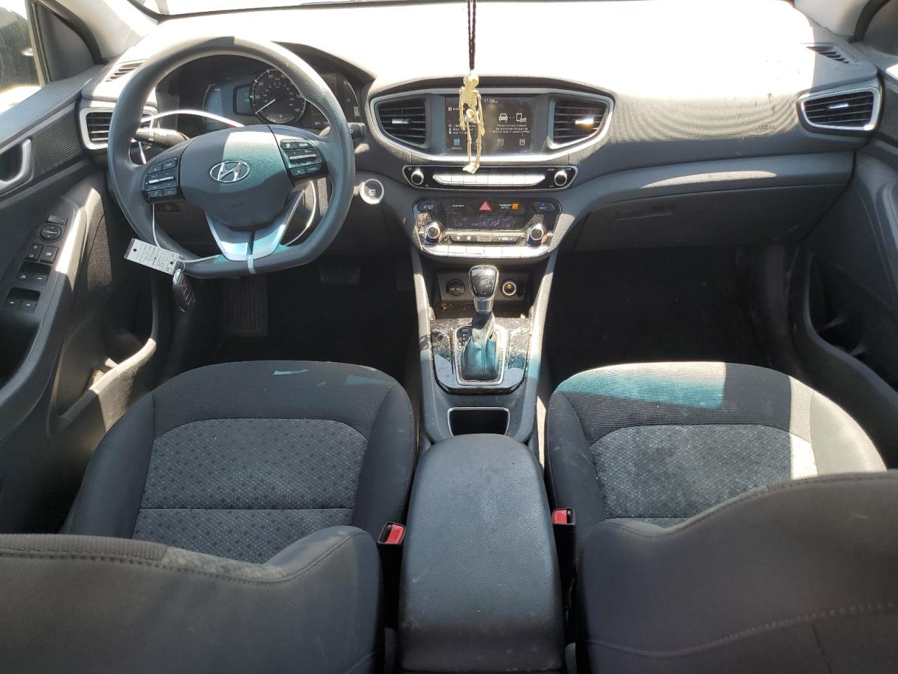 2018 Hyundai Ioniq Blue VIN: KMHC65LC3JU099966 Lot: 60403255