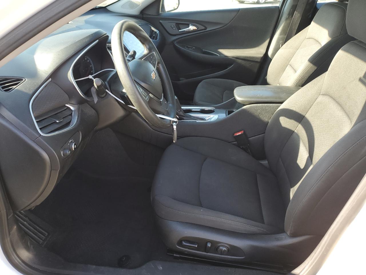 CHEVROLET MALIBU 2020 VIN 1G1ZD5ST8LF071599 фото 7