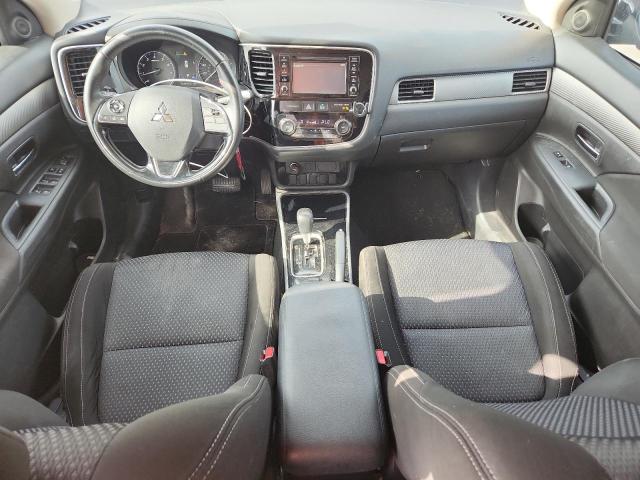  MITSUBISHI OUTLANDER 2017 Коричневый