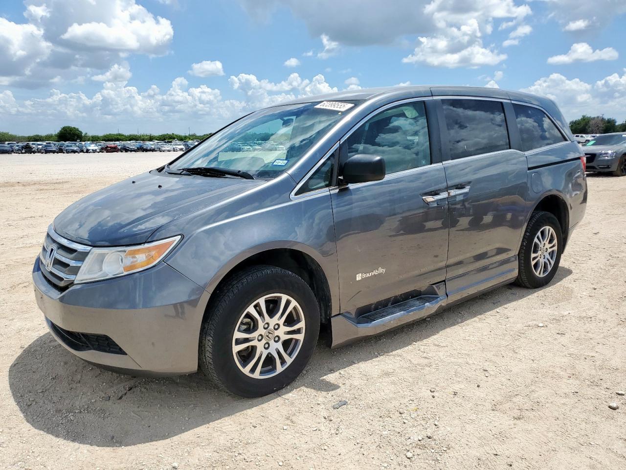 HONDA All Models 2011 VIN 5FNRL5H40BB090838