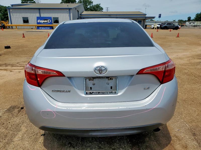  TOYOTA COROLLA 2017 Srebrny