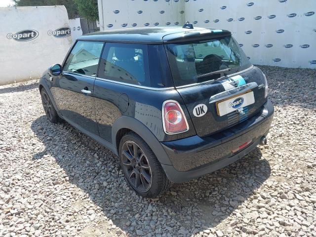 2013 MINI COOPER D B