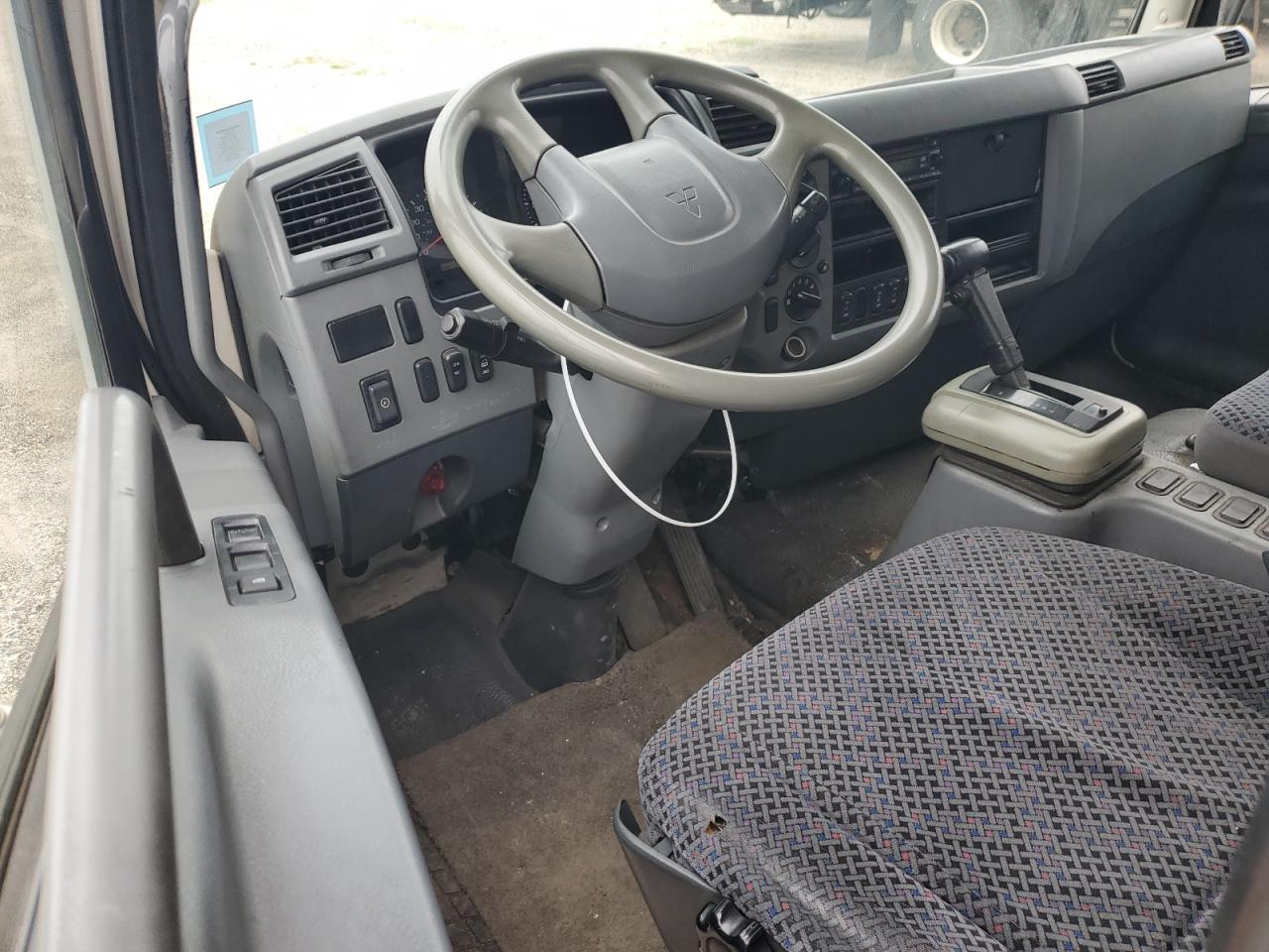 2008 Mitsubishi Fuso Truck Of America Inc Fk 61F VIN: JL6DFJ1E08K019462 Lot: 62459645