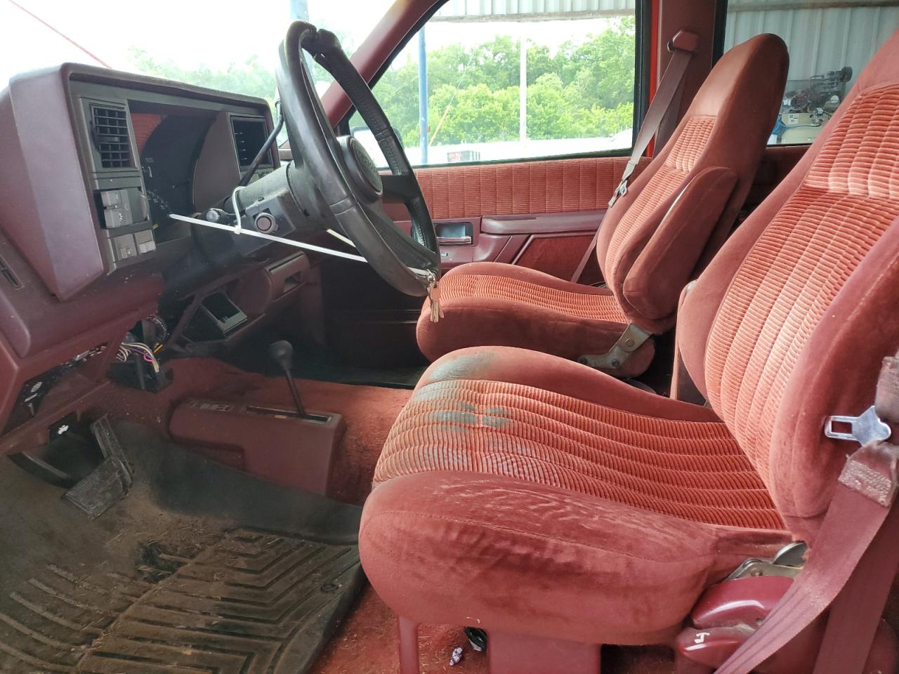 1994 GMC Suburban K1500 VIN: 1GKFK16KXRJ712627 Lot: 60244715