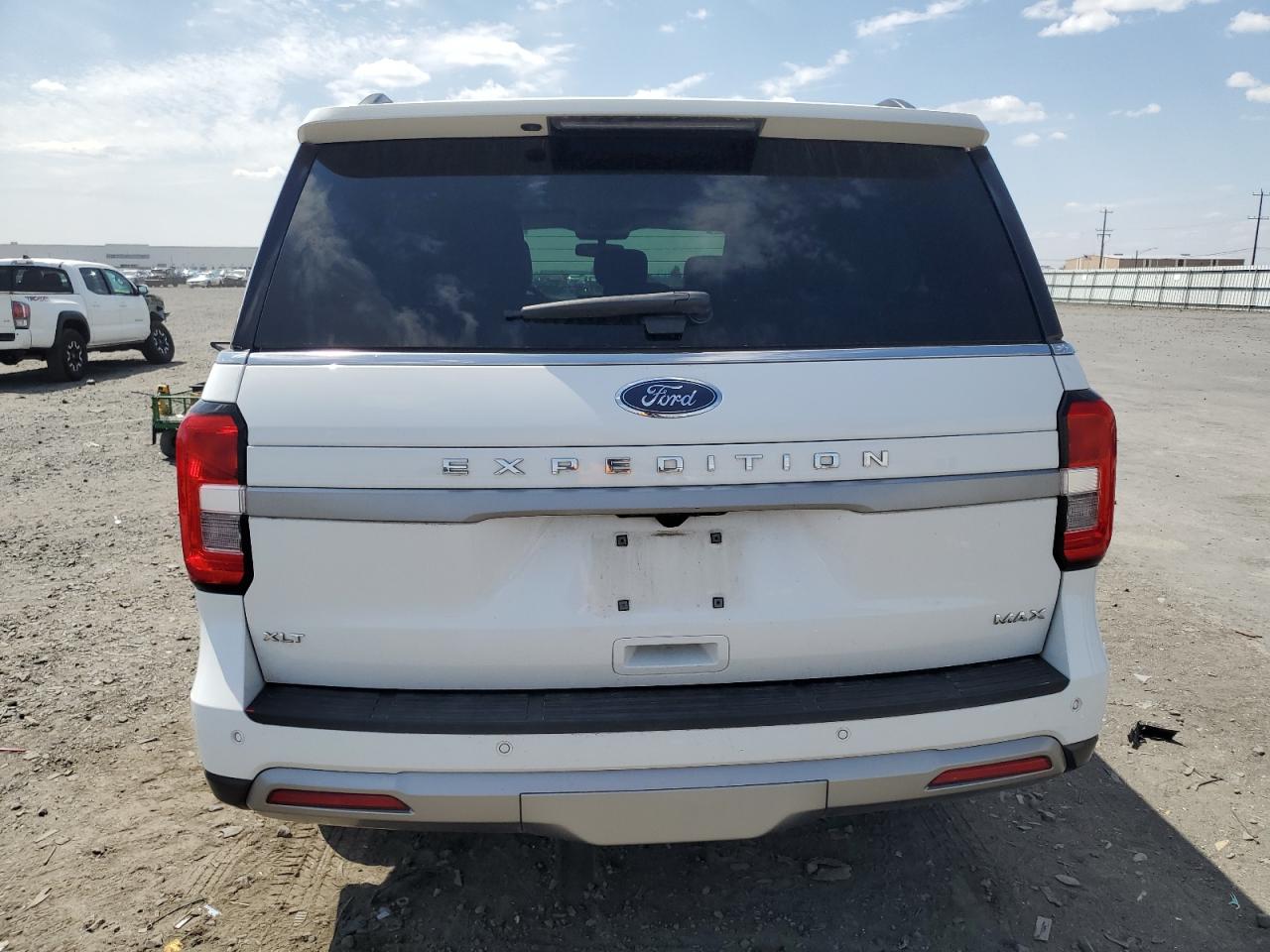 2023 Ford Expedition Max Xlt VIN: 1FMJK1J86PEA16477 Lot: 62667025