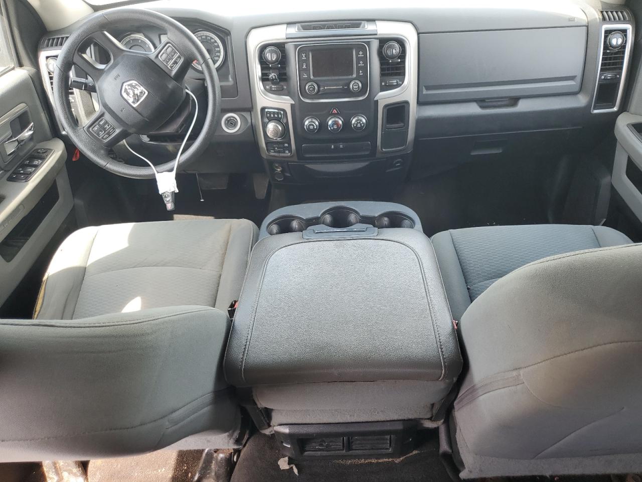 2017 Ram 1500 Slt VIN: 1C6RR7TT2HS807803 Lot: 61946035