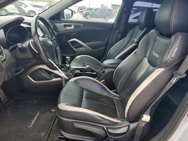  HYUNDAI VELOSTER 2013 Srebrny