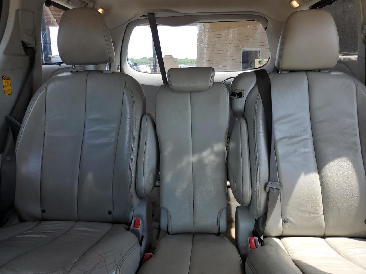 TOYOTA All Models 2014 VIN 5TDYK3DC4ES434882 фото 10