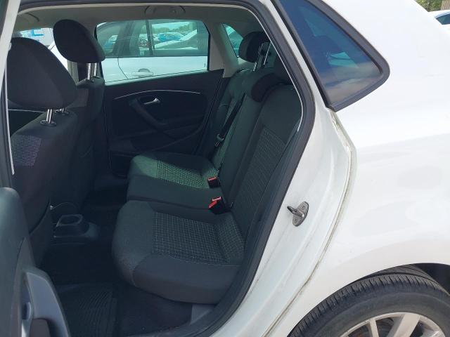 2015 VOLKSWAGEN POLO SE