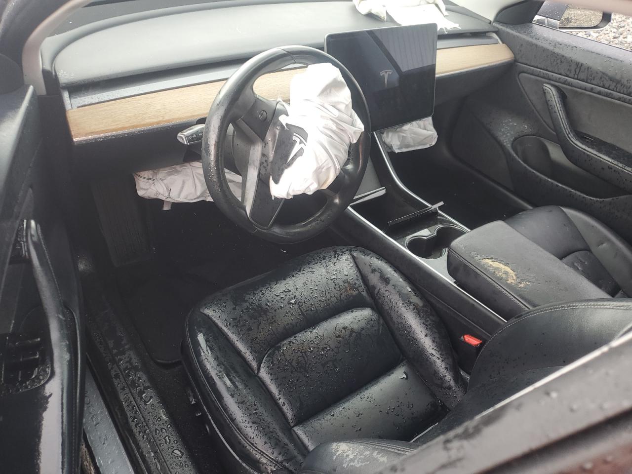 5yj3e1ea3jf048228 5YJ3E1EA3JF048228 2018 Tesla Model 3