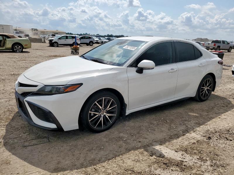 TOYOTA CAMRY SE 2021