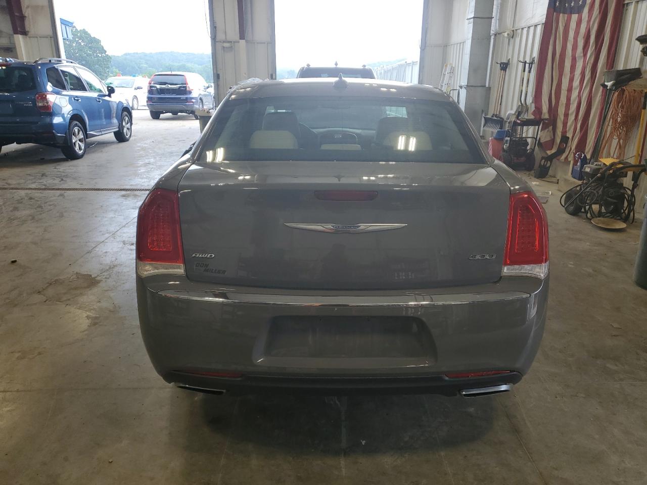 2017 Chrysler 300 Limited VIN: 2C3CCARG4HH650357 Lot: 61522585