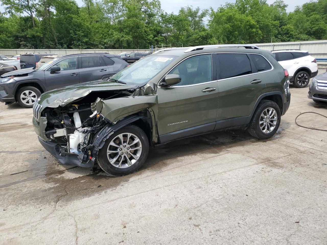 2019 Jeep Cherokee Latitude Plus للبيع في Ellwood City، PA - Front End