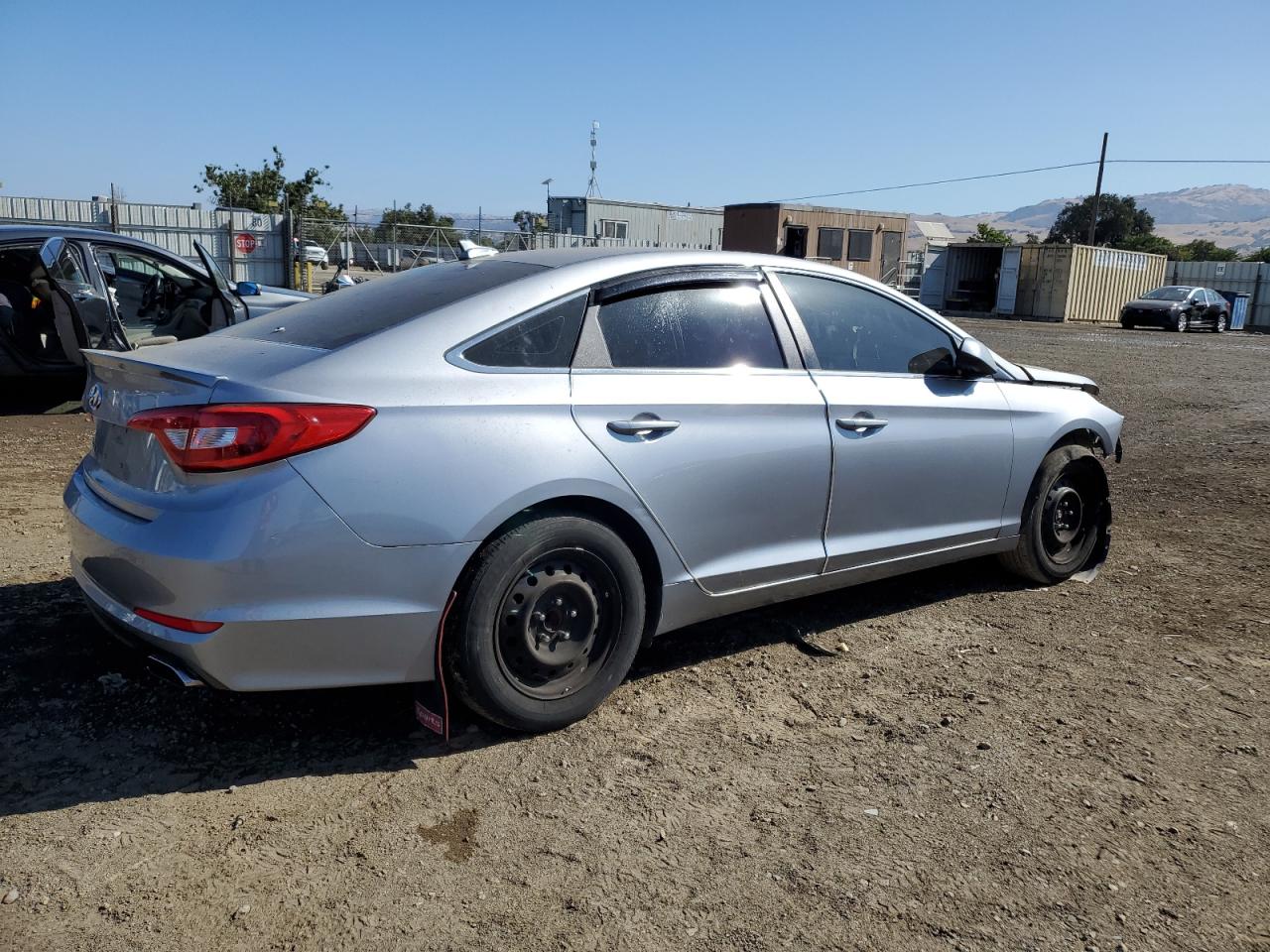 HYUNDAI SONATA 2017 VIN 5NPE24AF4HH527967 zdjęcie 3
