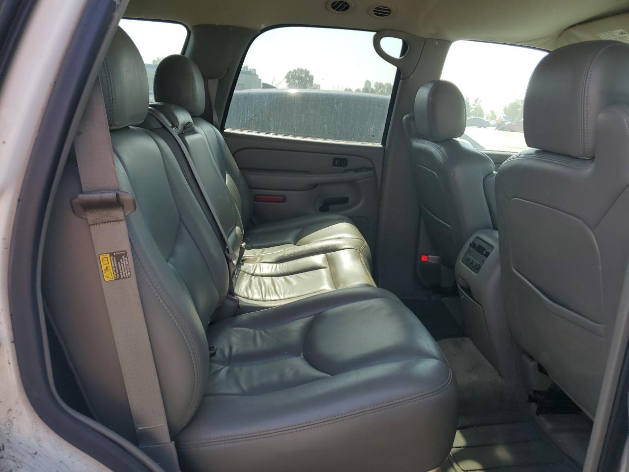 2005 Chevrolet Tahoe C1500 VIN: 1GNEC13T35R246267 Lot: 61795155