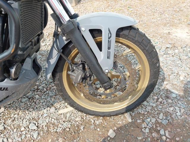 2015 HONDA NC 750 XD-
