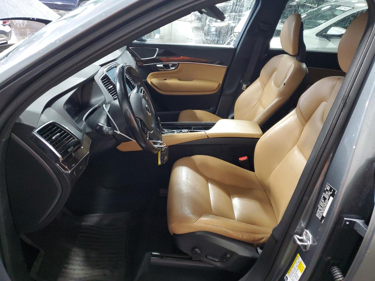 2018 Volvo Xc90 T5 VIN: YV4102PK8J1357992 Lot: 60833145