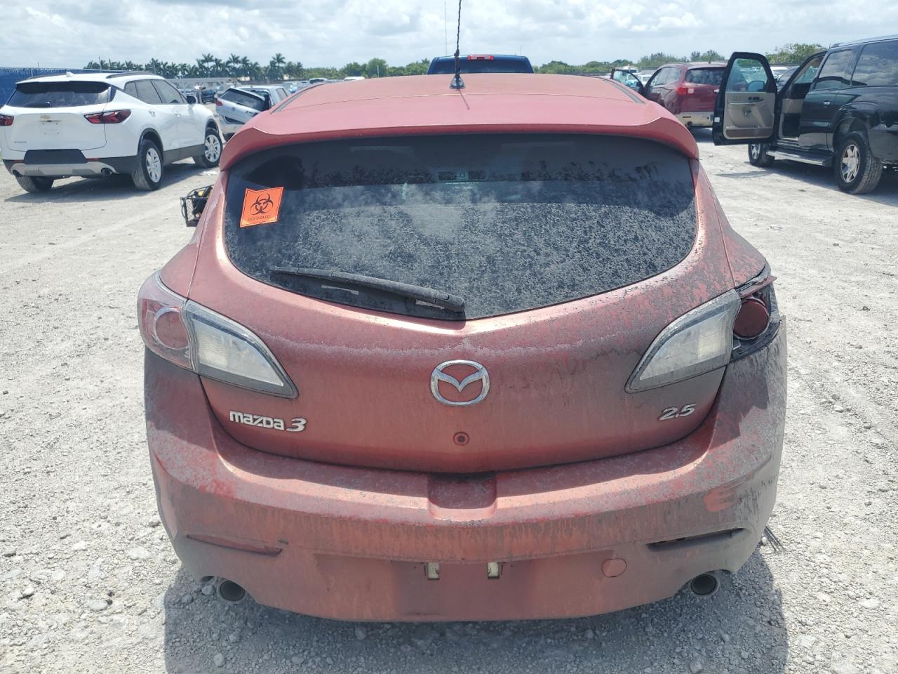 2011 Mazda 3 S VIN: JM1BL1K57B1358143 Lot: 62730325