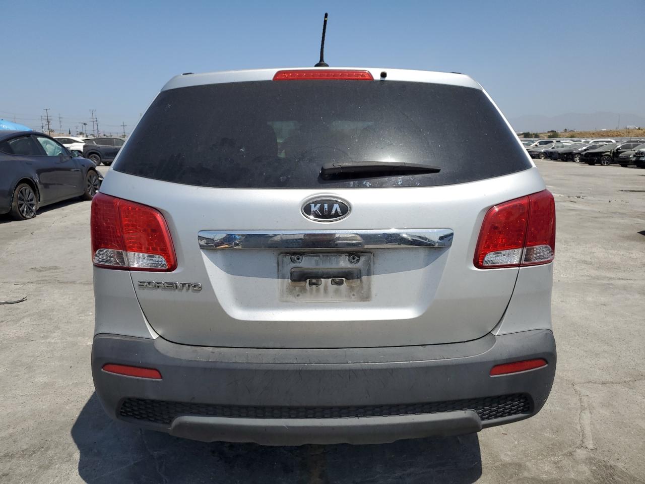 2012 Kia Sorento Base VIN: 5XYKT3A16CG295063 Lot: 61823115