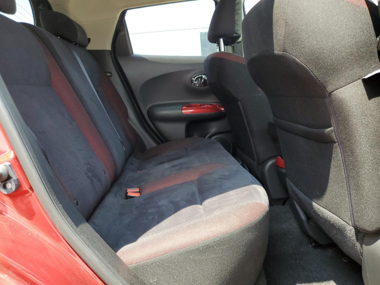 2014 Nissan Juke S VIN: JN8AF5MR8ET453141 Lot: 59510685