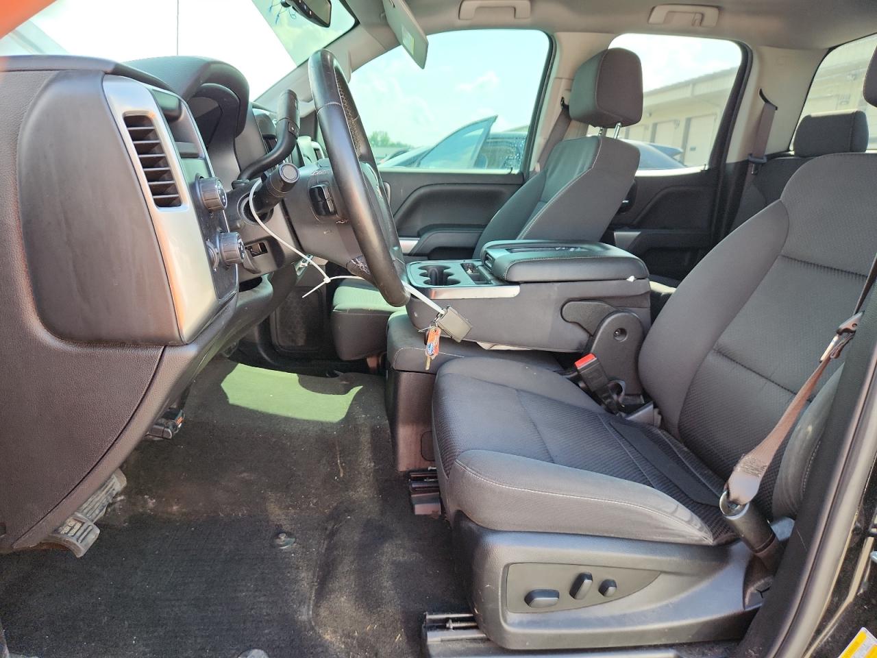 2018 Chevrolet Silverado K1500 Lt VIN: 2GCVKREC2J1111209 Lot: 62512975