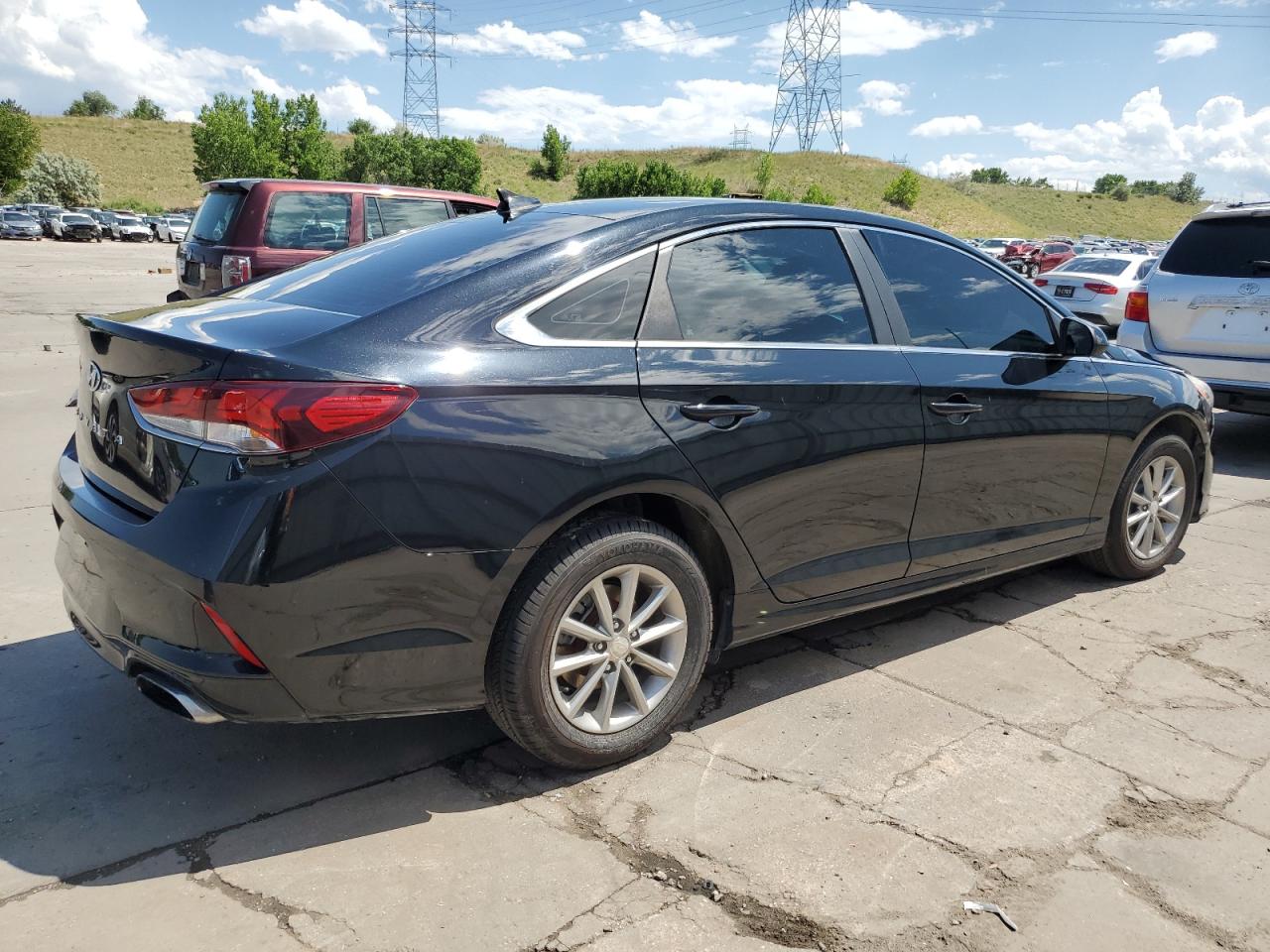 HYUNDAI SONATA 2019 VIN 5NPE24AF1KH740690 photo 3