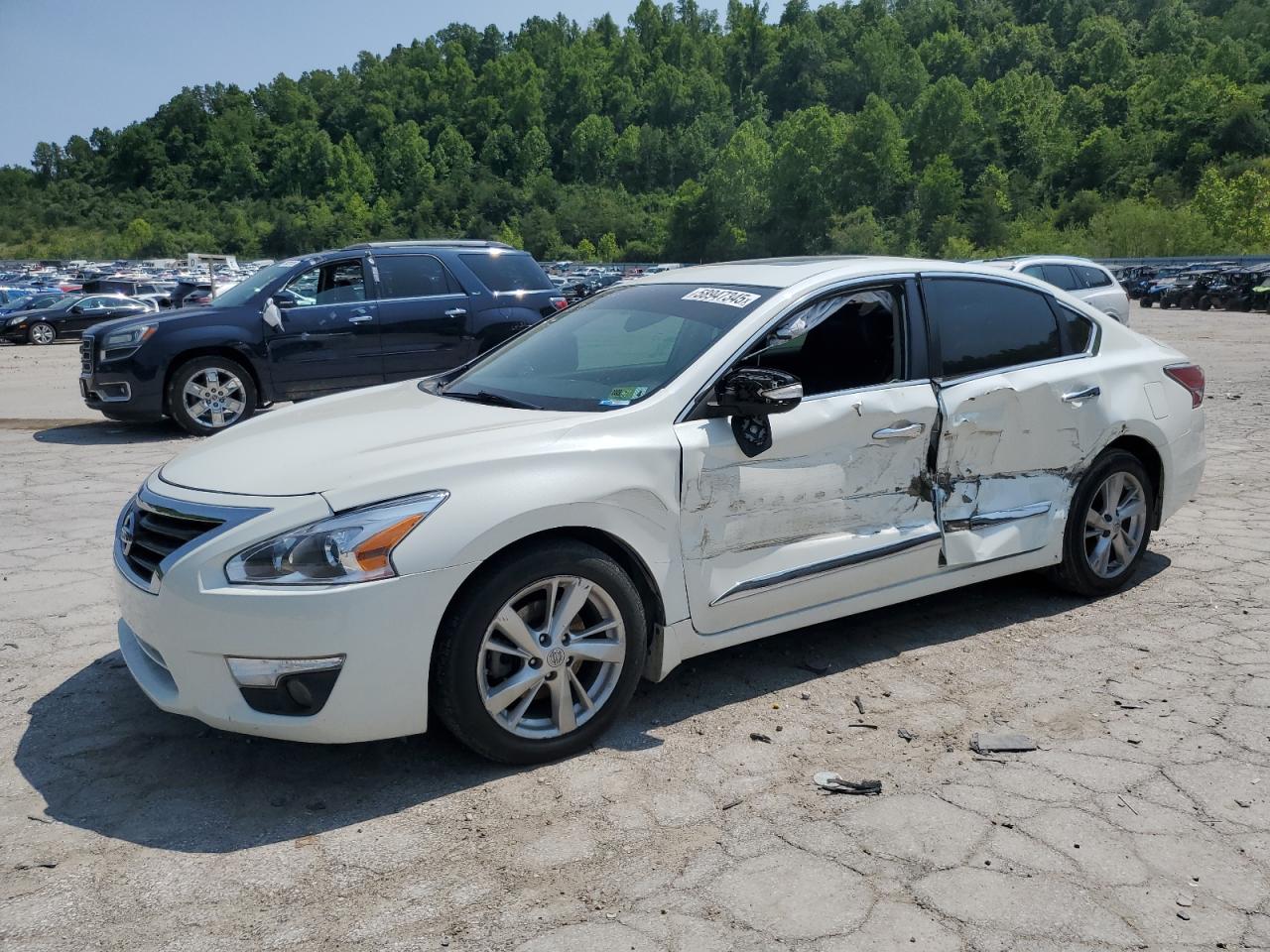 2014 Nissan Altima 2.5 for Sale in Hurricane, WV - Side