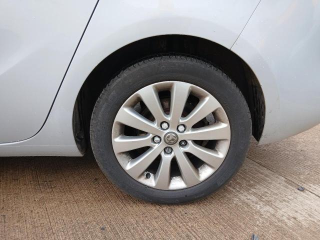 2013 VAUXHALL ZAFIRA TOU
