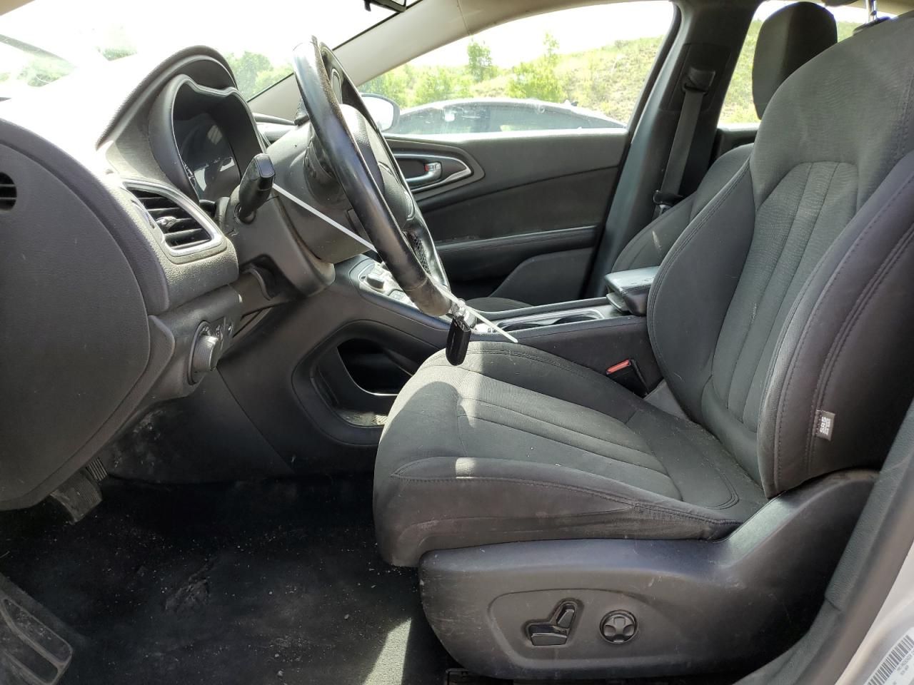 2015 Chrysler 200 Limited VIN: 1C3CCCAB8FN701231 Lot: 59866985