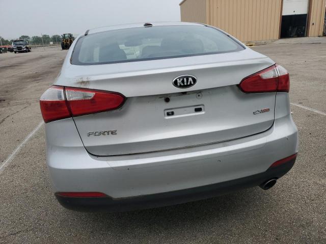  KIA FORTE 2015 Srebrny