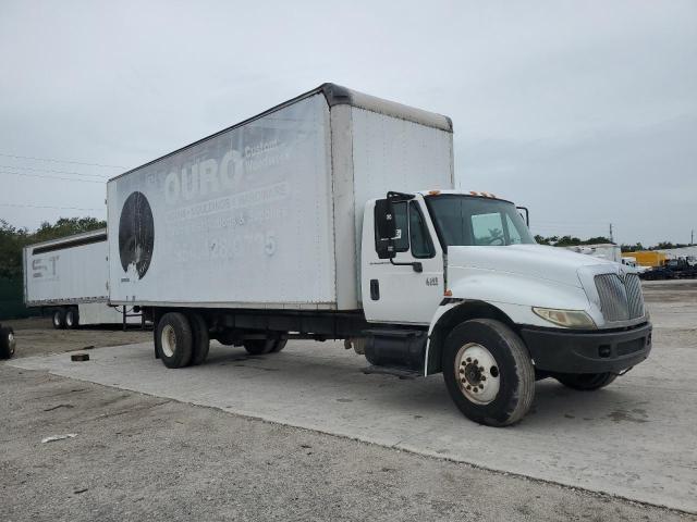 2002 International 4000 4300