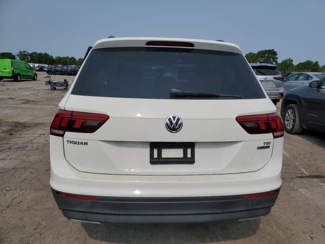  VOLKSWAGEN TIGUAN 2018 Белы