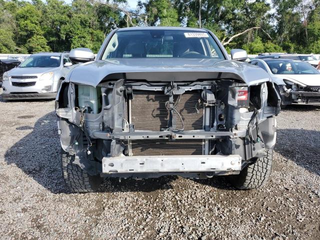  TOYOTA TACOMA 2019 Srebrny