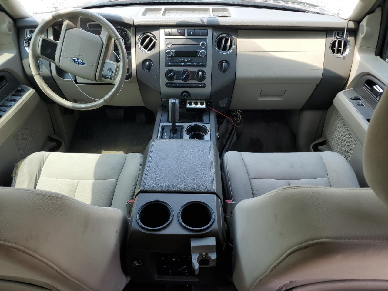 2010 Ford Expedition Xlt VIN: 1FMJU1G53AEB64987 Lot: 61951875