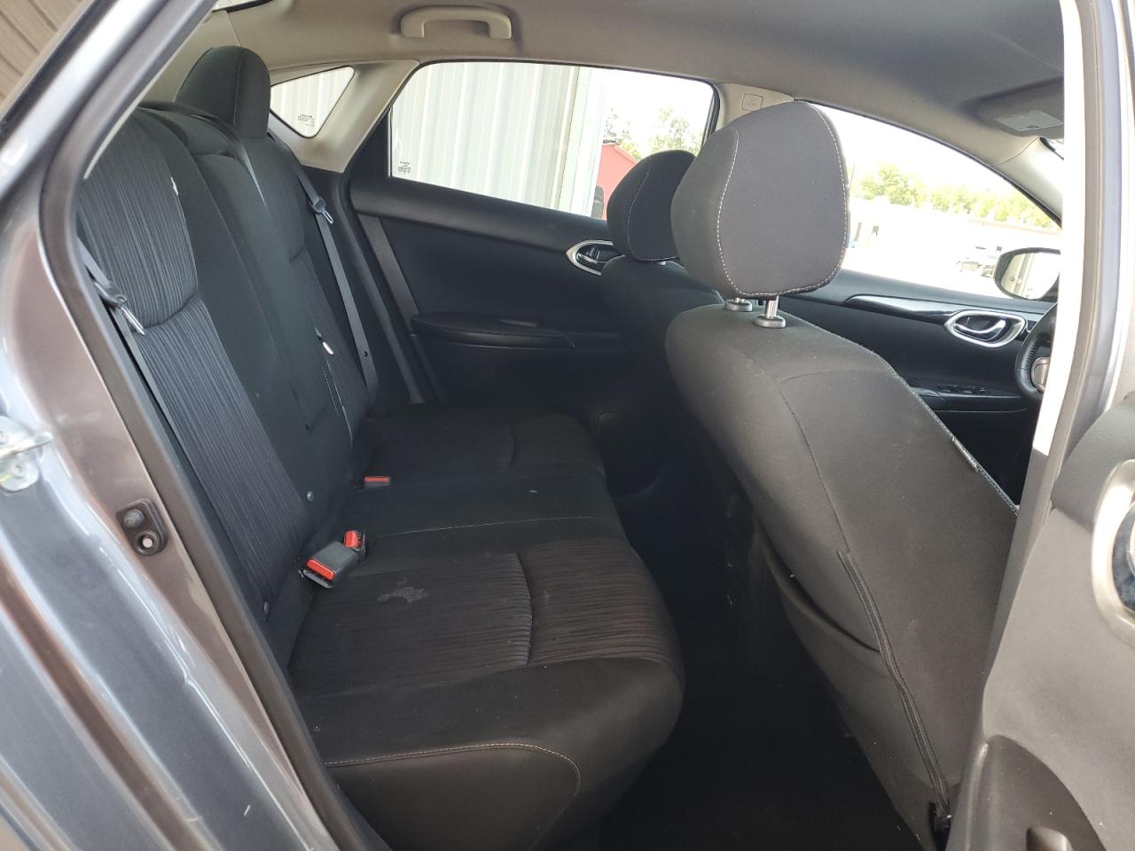 3N1AB7AP7KY415833 NISSAN SENTRA 2019