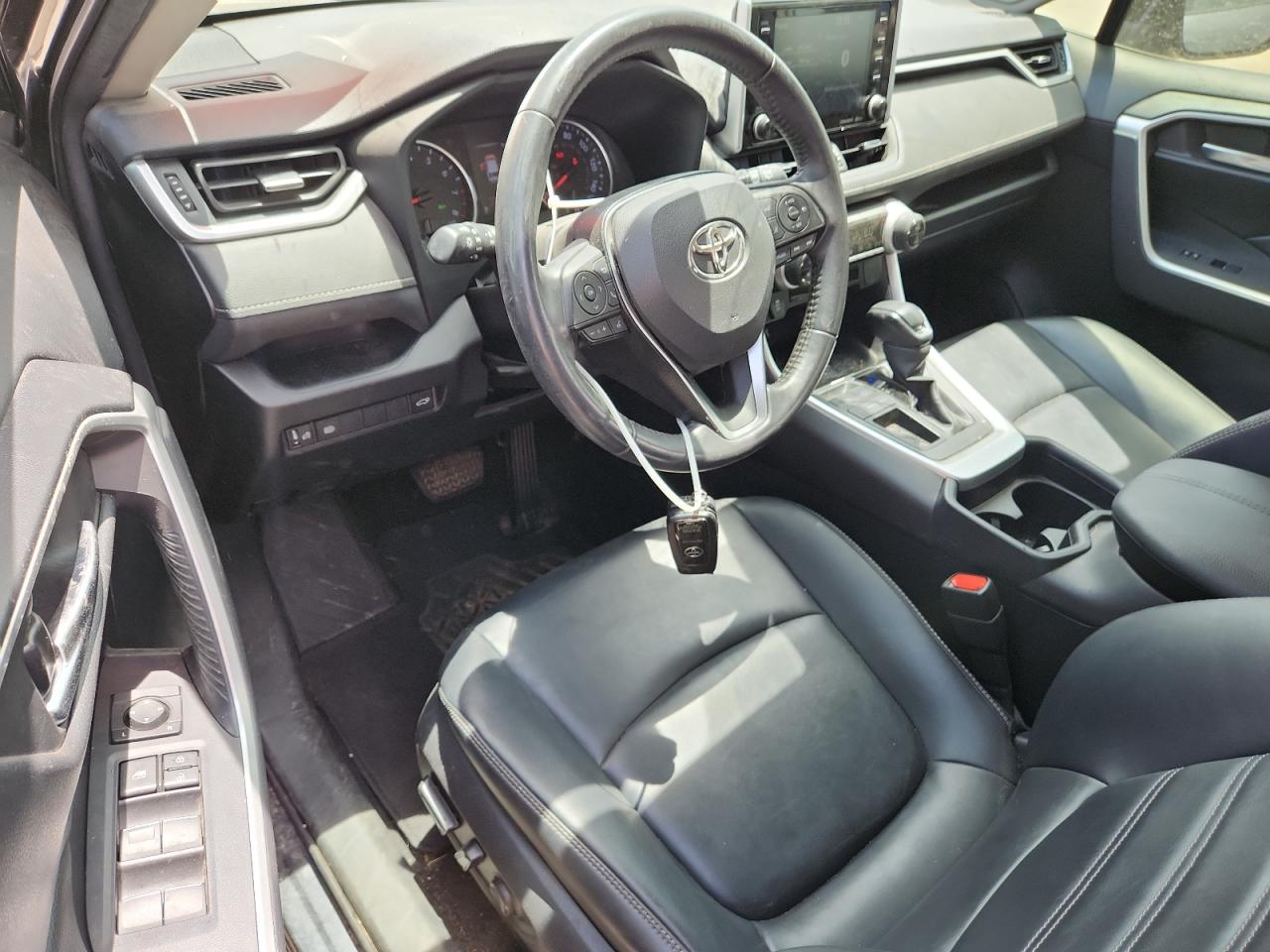 TOYOTA RAV4 2019 VIN JTMC1RFV5KJ016564 фото 8