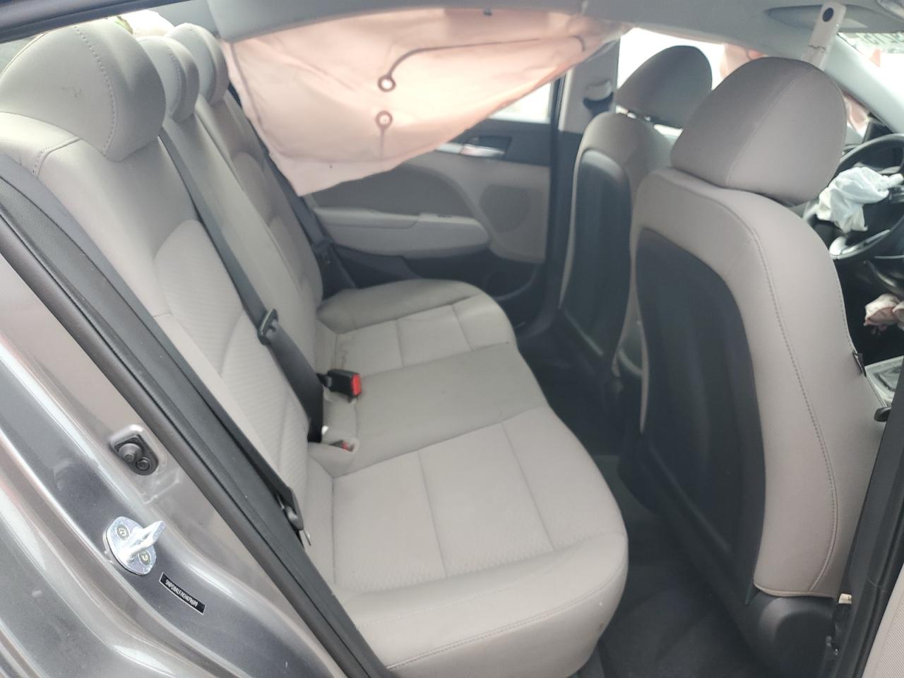 2019 Hyundai Elantra Sel VIN: 5NPD84LF7KH479699 Lot: 62819215