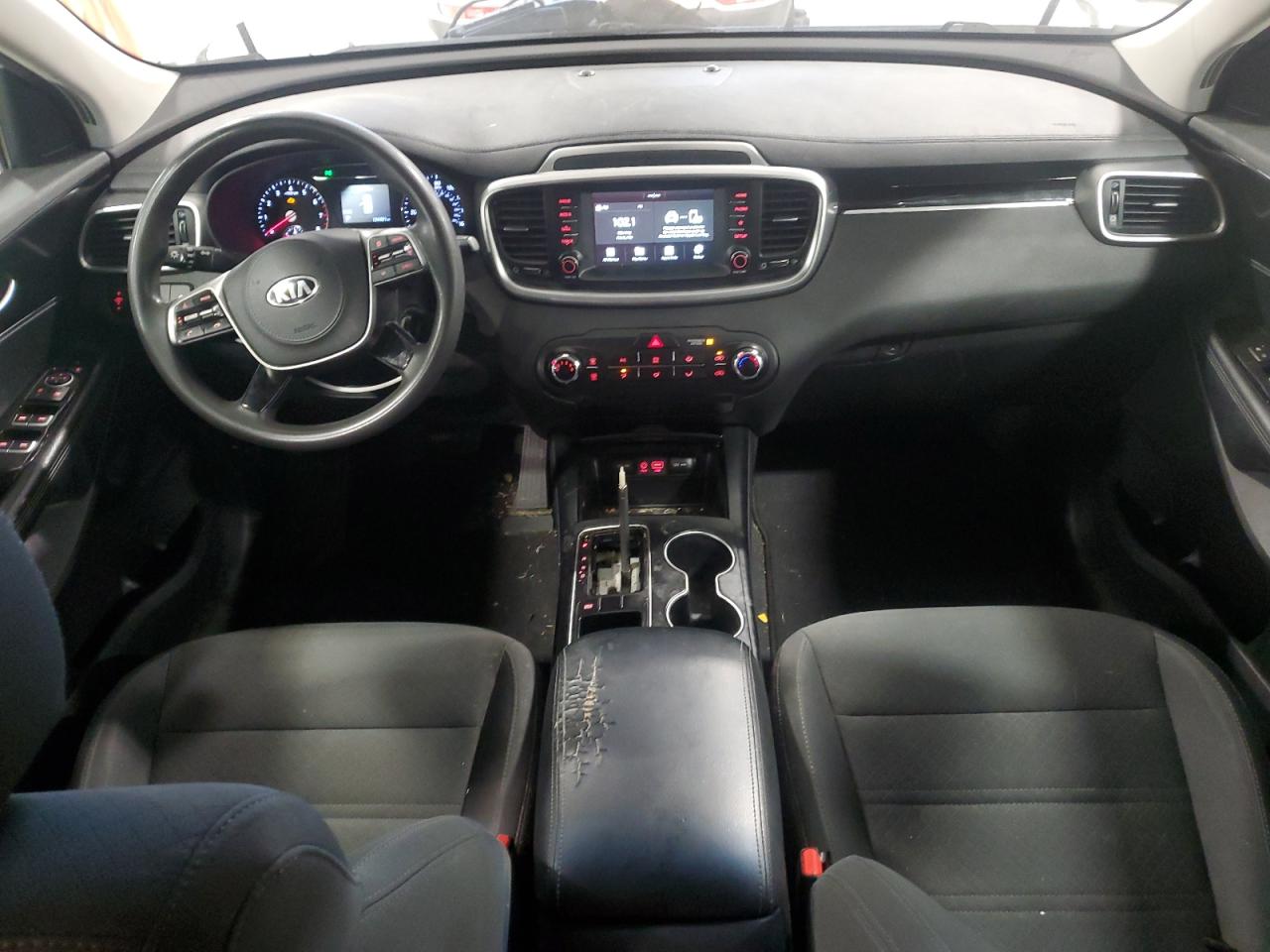 KIA SORENTO 2019 VIN 5XYPG4A31KG540349 photo 8