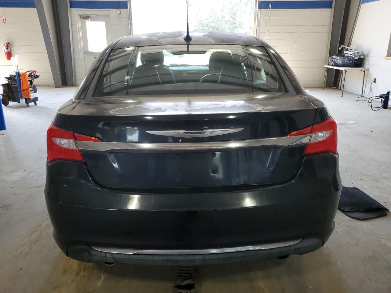 2011 Chrysler 200 Limited VIN: 1C3BC2FG0BN516496 Lot: 62353165