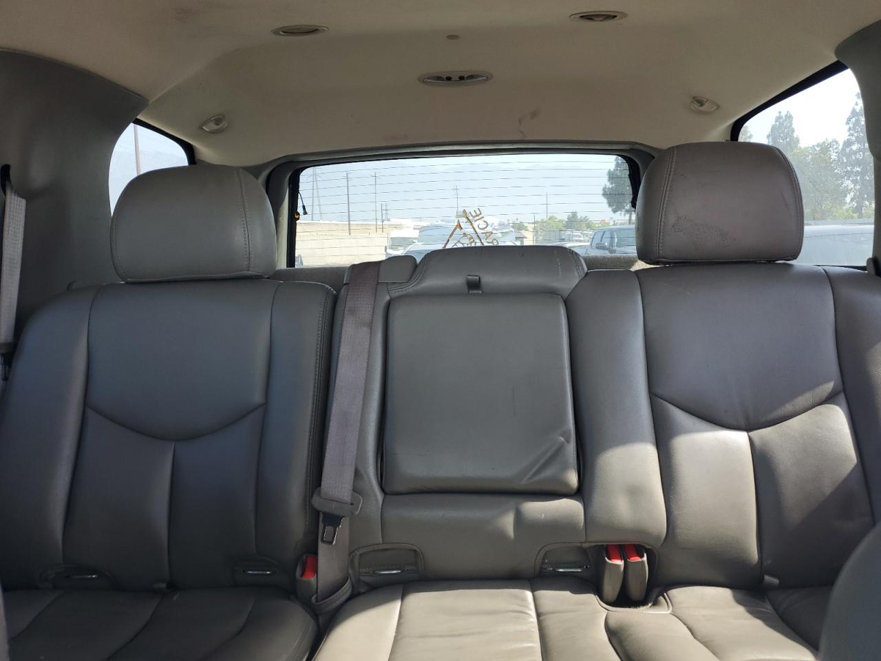 2005 Chevrolet Tahoe C1500 VIN: 1GNEC13T35R246267 Lot: 61795155