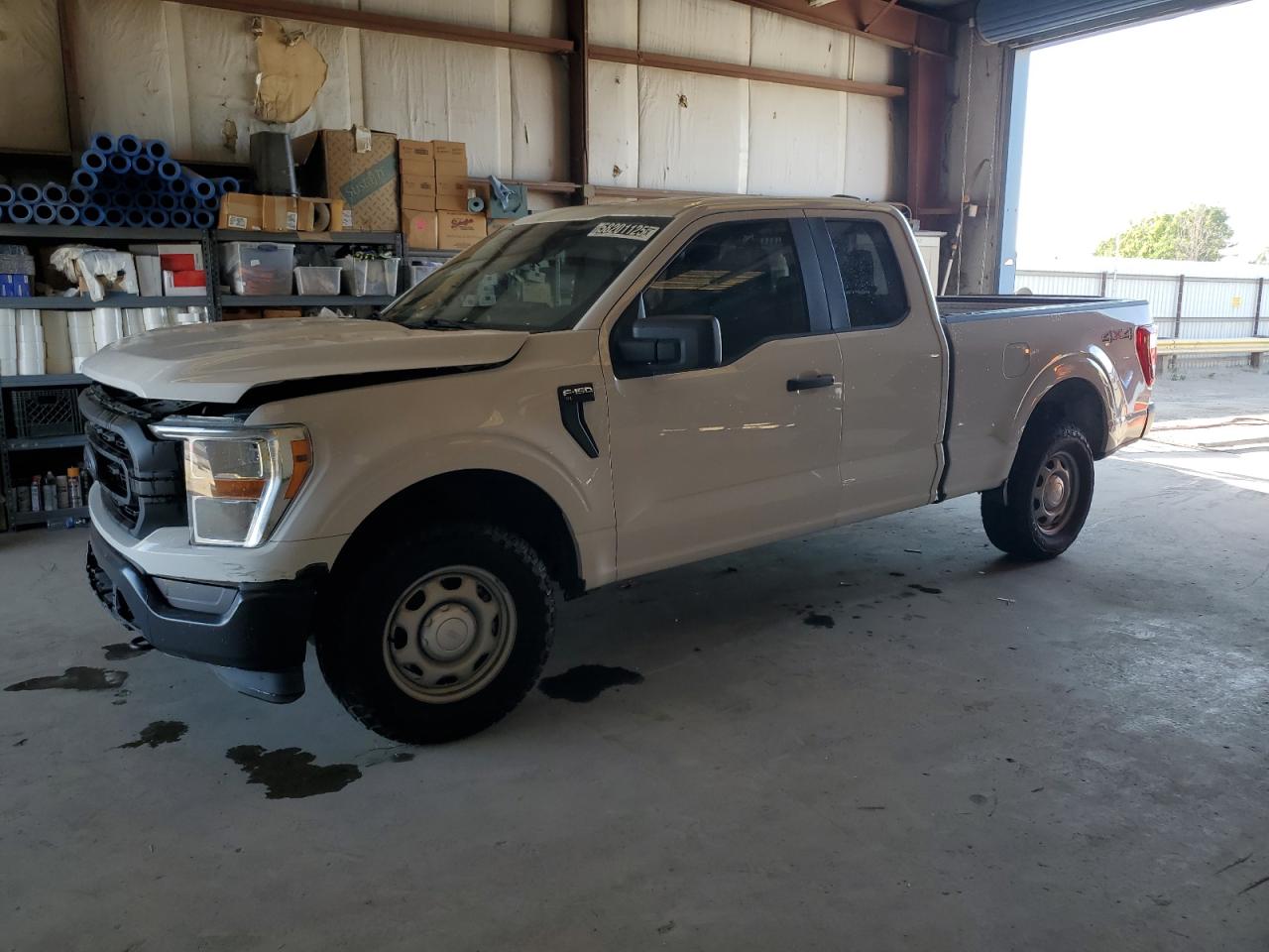 2021 Ford F150 Super Cab for Sale in Bakersfield, CA - Front End