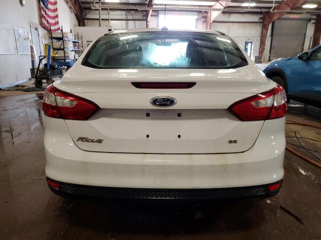  FORD FOCUS 2012 Белы